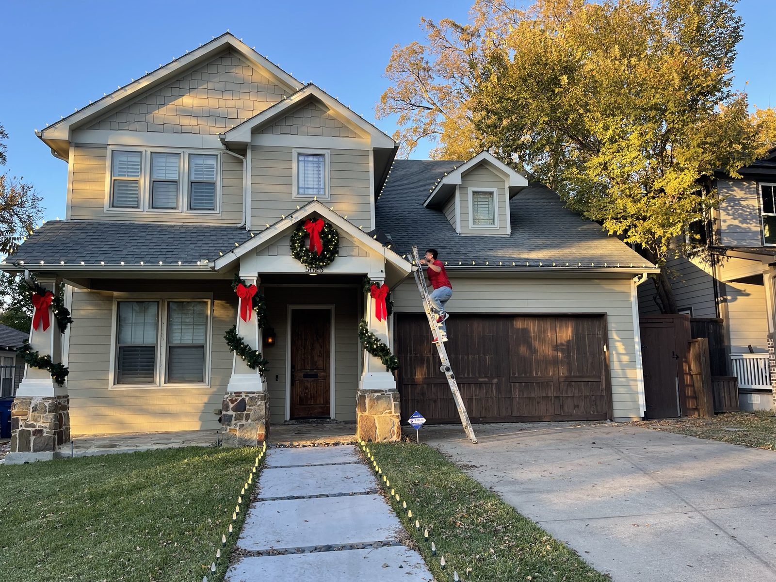 Christmas lights Carrollton TX brick home with C9 LED