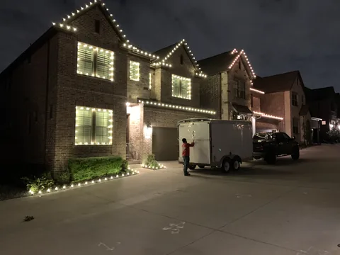 10 questions before hiring — The Christmas Lights Experts